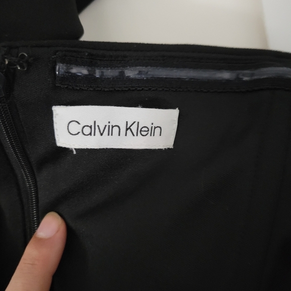 Calvin Klein Black Off the Shoulder 3/4 Bell Sleeve Whimsigoth Sheath Dress - Picture 12 of 15